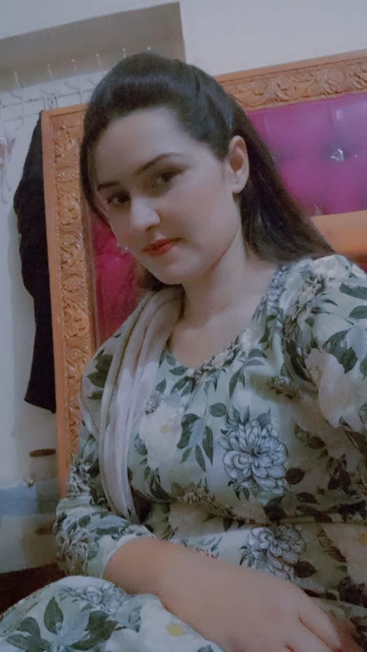 Kiran-cam-fun-real-what-app-03258023040-voice-call-and-sexy-chat